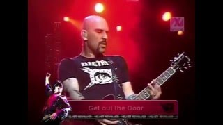 Download Lagu VELVET REVOLVER - Get Out The Door MP3