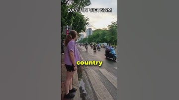 How to Cross the Road in Vietnam🚶 (@two_peas_abroad)