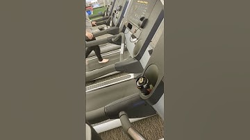 What sane person walks barefoot on a public gym treadmill????🤢#fitness #health #lafitness #gymfails
