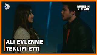 Ali, Selin'e Evlenme Teklifi Etti! - Güneşin Kızları 34.Bölüm