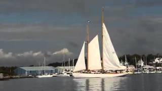 Raw video: Schooners on the way to New London