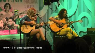 Download Lagu Deanna Hussin - Back in Time @ GUAKUSTIKA SHOWCASE MP3