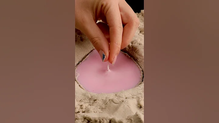 Let's build a sand candle! 🕯️🏝️💗 #shorts #diy #candlemaking
