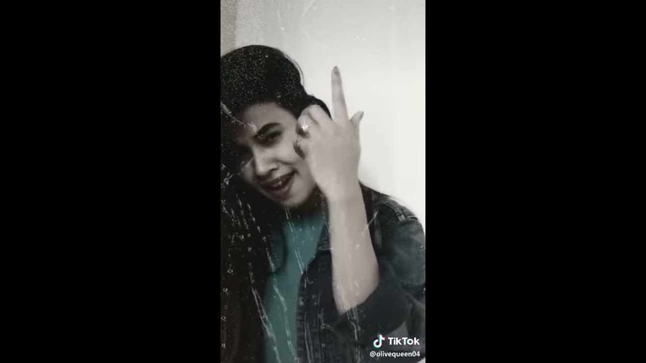 Hum ek ho na paaye kismat ki baat h lekin hmare pyaar k charche bahut huye tik tok videos