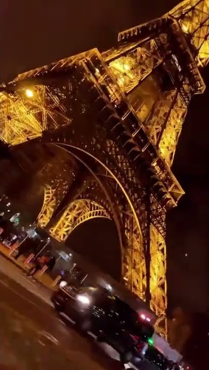 NAIK MOBIL KE MENARA EIFFEL | HALU STORY #shorts  #storyhalu #storyig #storywa