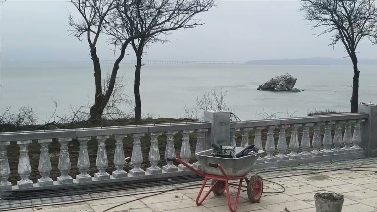 Керчь  Прогулка по парку 21 02 26