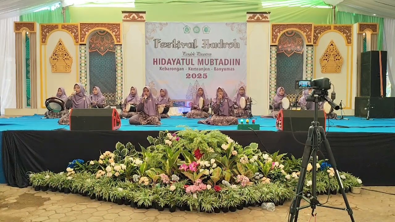 Grup Izzahrozahro festival Hadroh kebarongan 2023