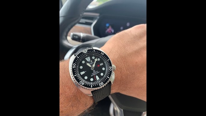 SRPE93] Got a new oyster bracelet for my turtle, loving it! : r/Seiko