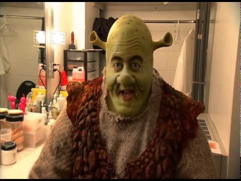 Shrek Gives a Dallas Shout-out!