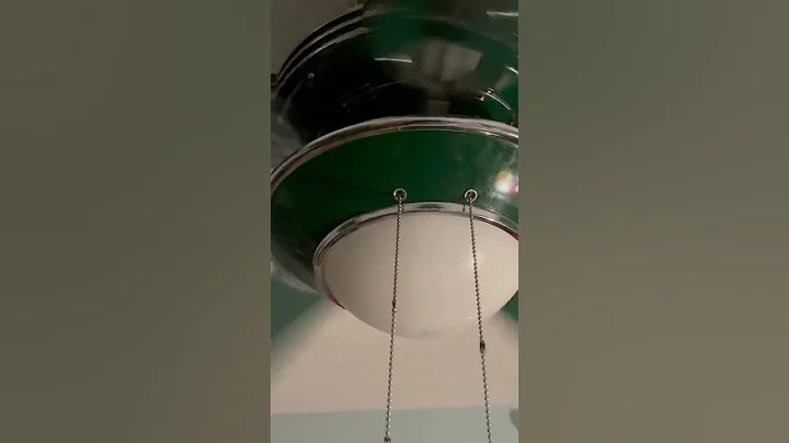 52” Hunter 1930’s Original ceiling fan (Hunter Green, blade vibration before adding washers) #shorts