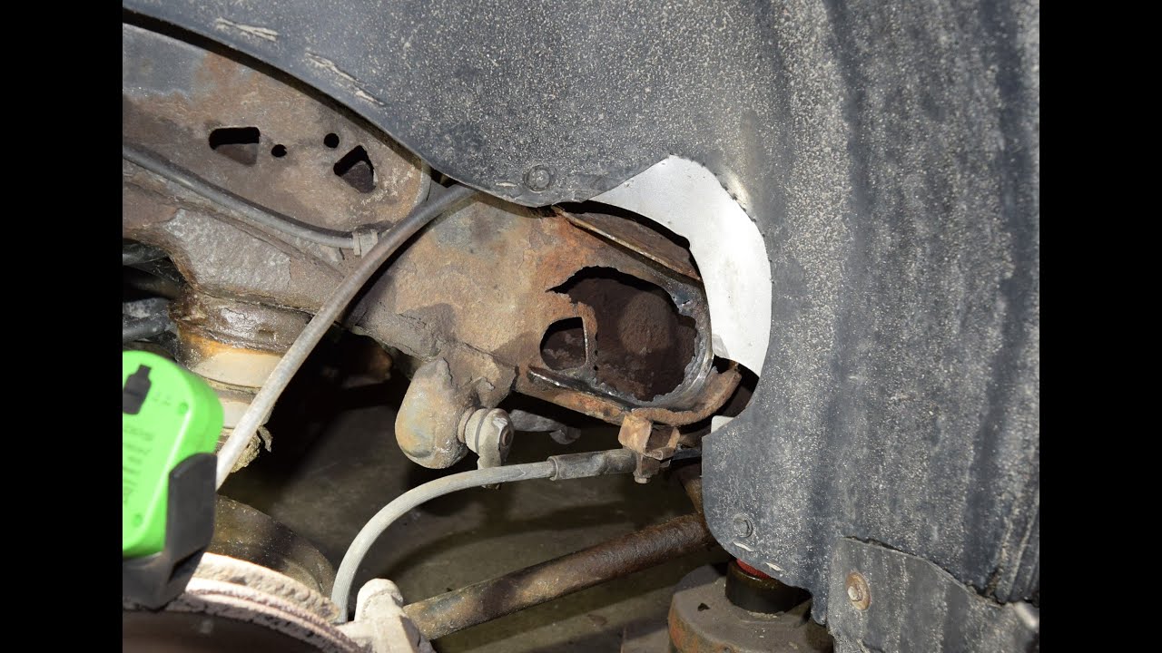 If Momma aint happy... Trail Blazer rear suspension frame rot repair