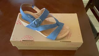 Eurosoft Evelyn Wedge Sandals (Blue) Unboxing