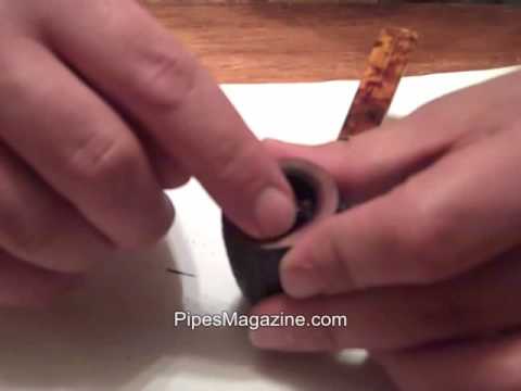 Flake Pipe Tobacco Fold and Stuff Method - PipesMagazine.com
