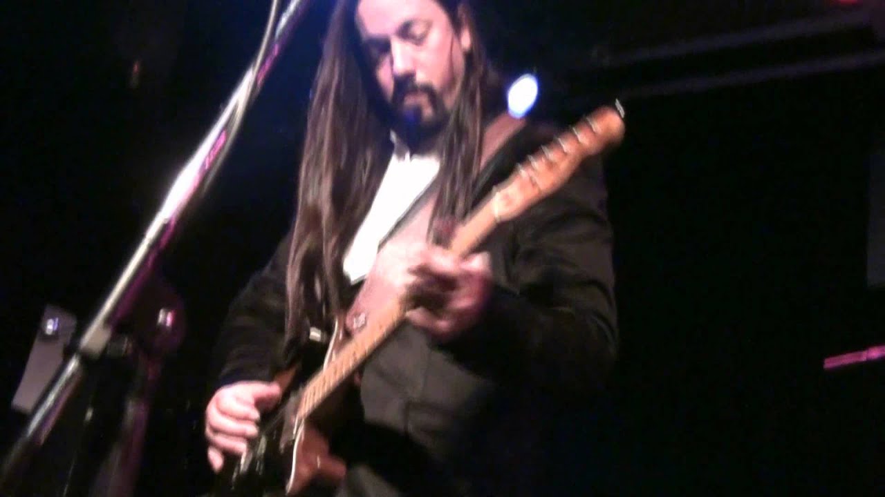 Guarda PAUL LANGLOIS - NOT GUILTY TOUR 2013 - WATERLOO - MAXWELLS 11-30-2013 10 SONGS su YouTube Guarda PAUL LANGLOIS - NOT GUILTY TOUR 2013 - WATERLOO - MAXWELLS 11-30-2013 10 SONGS su YouTube