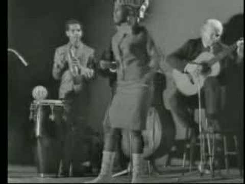 Miriam Makeba - Khawuleza 1966