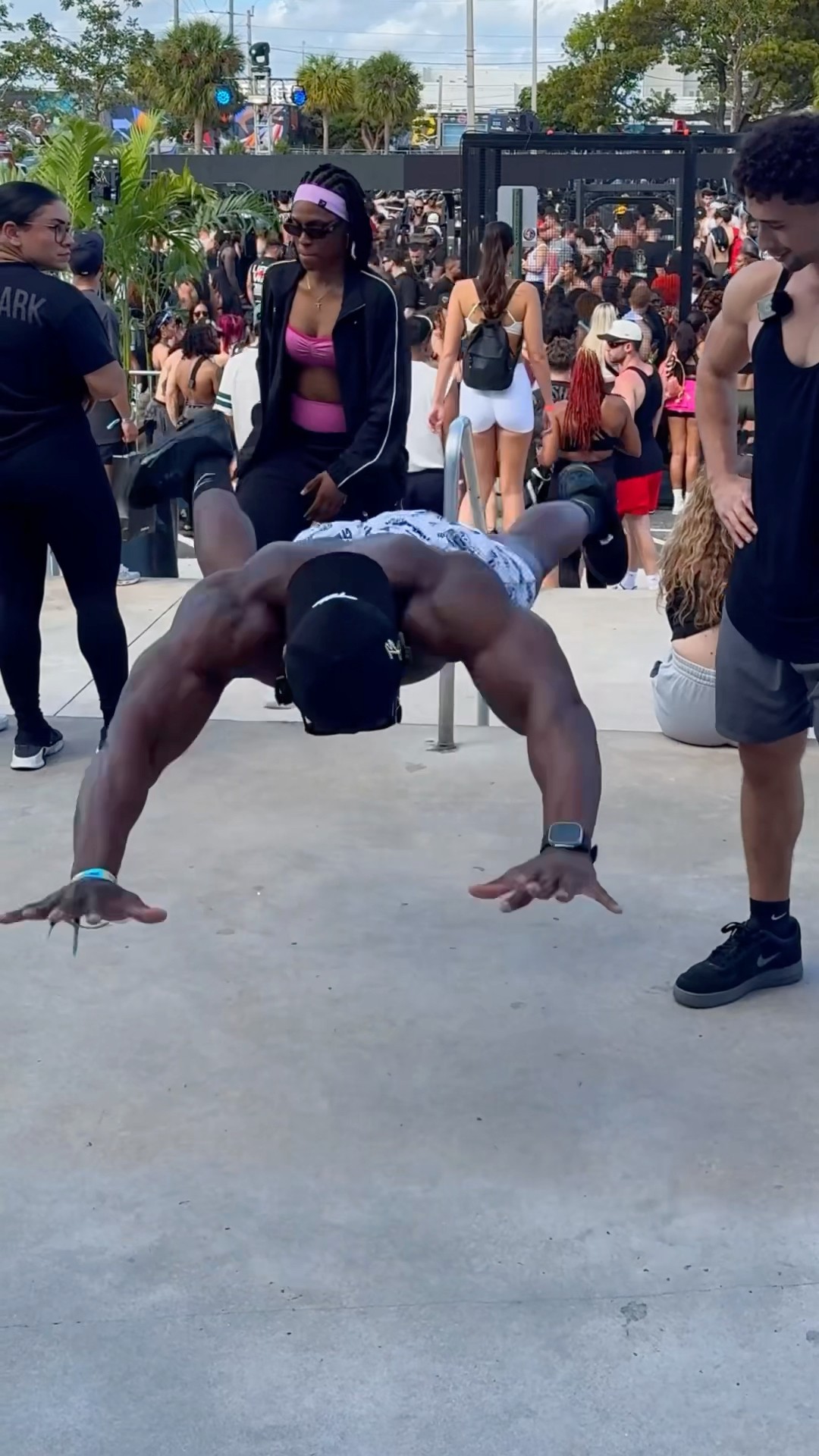 Impossible push-up challenge for $10,000??‼️