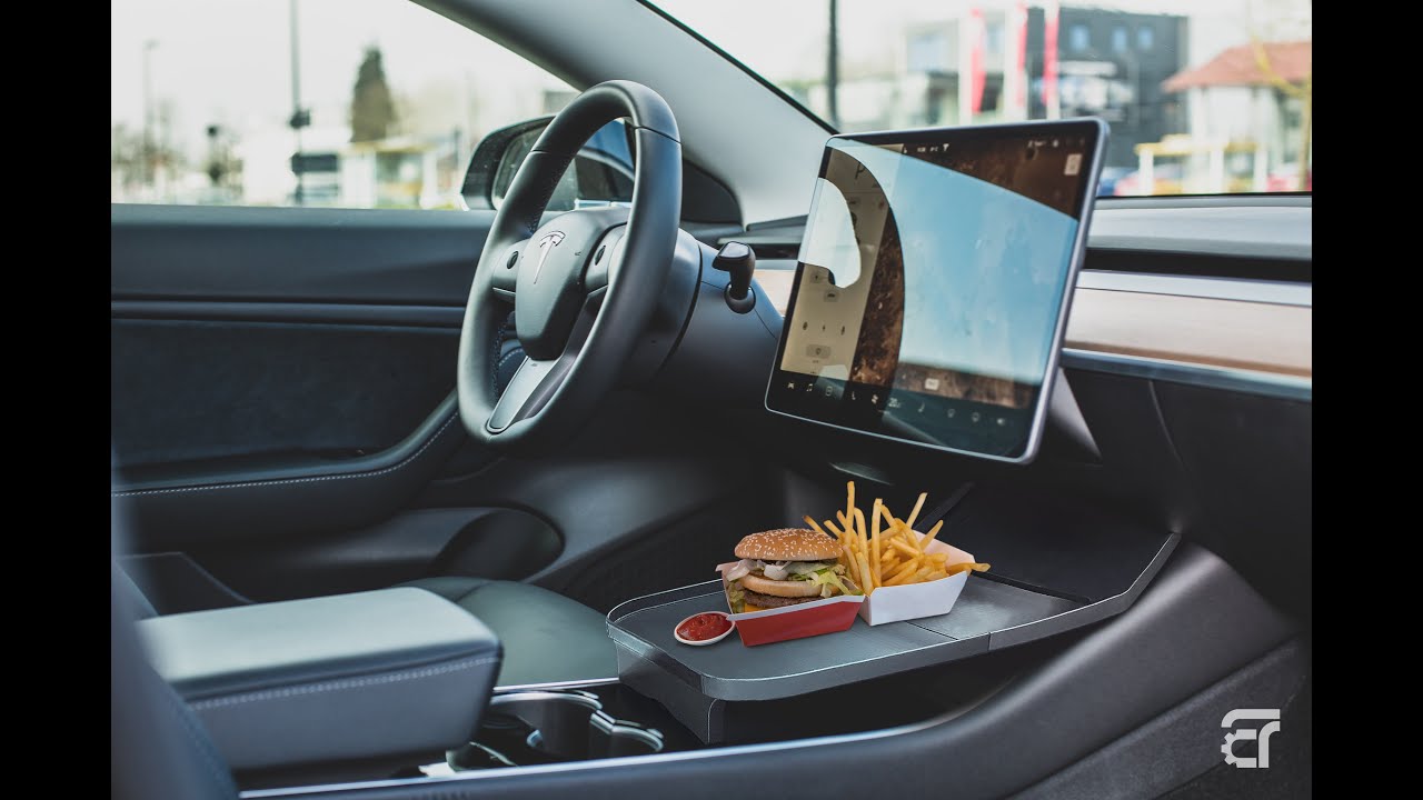日本で唯一のテスラ専用センタートレイ 『TESLA ALSET Tray(アルセット