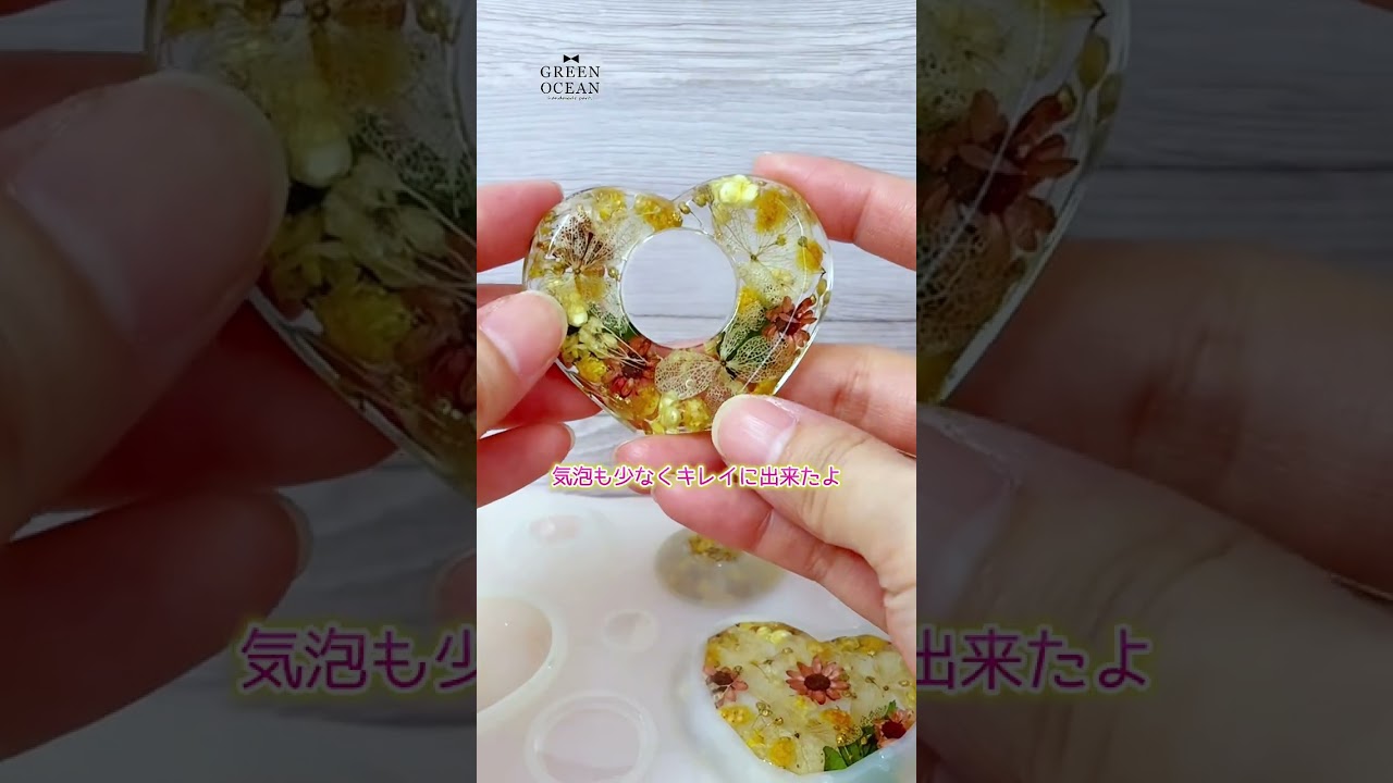 A perfect Mother's Day gift! How to make a flower perfume clock