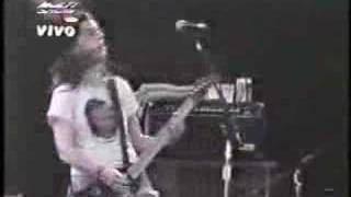Video thumbnail of "L7 - Diet Pill (live in rio)"