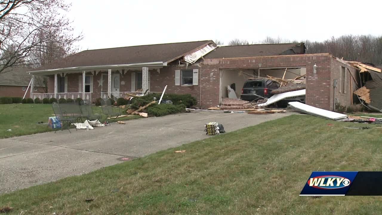 Neighbors begin clean up after severe storms in Jefferson County, IN ...