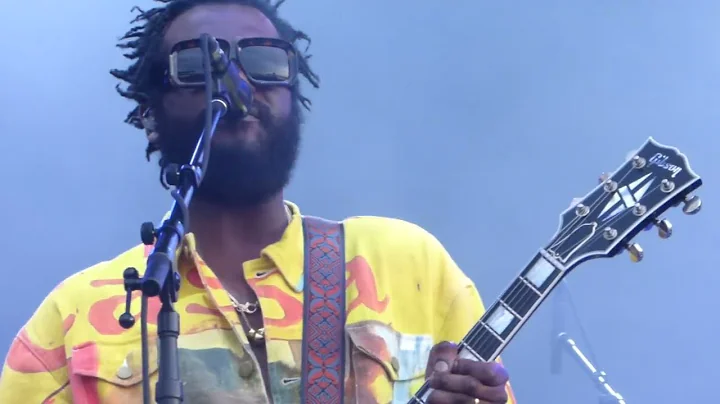 Gary Clark Jr. - Intro, Bright Lights (Live @BealeStreetMusicFest in Memphis, TN May 7, 2023)