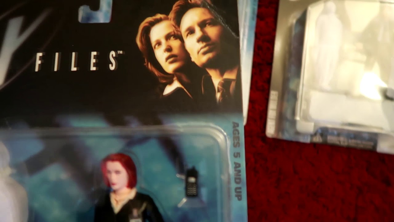 XFiles Collectible Figures Unboxing! YouTube