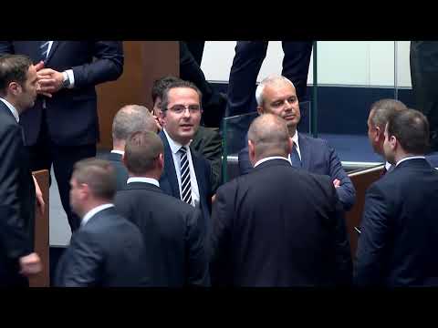Bulgarian MPs scuffle