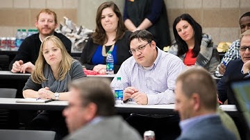 Experiential Learning Gives MS SCM students Hands on Experience with Clients - Carlson School