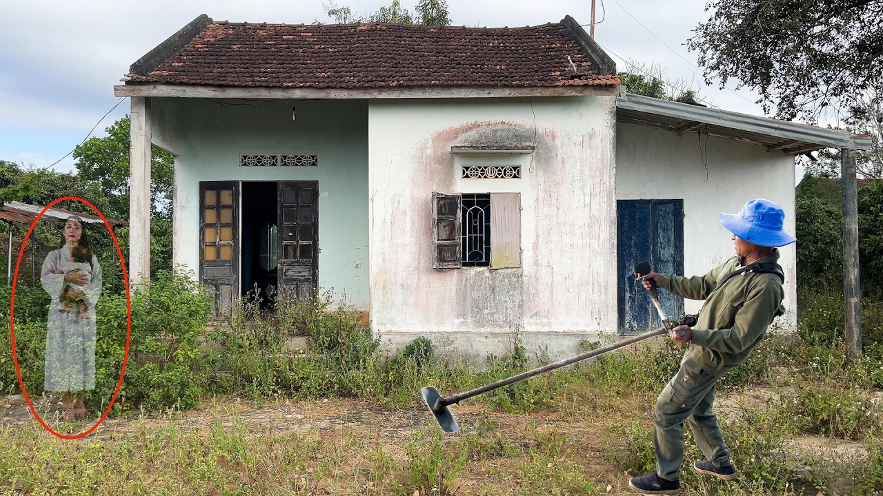Пока мы убирали этот заброшенный дом, призрак пытался нам что-то сказать