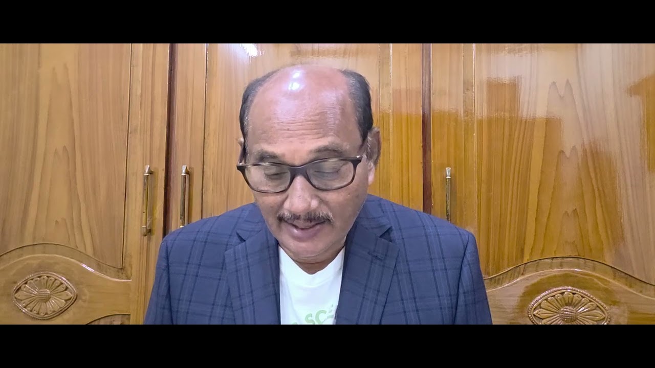 4311 Адвокату, обвиняемому в получении поддельного юридического диплома, не предоставляется предв...