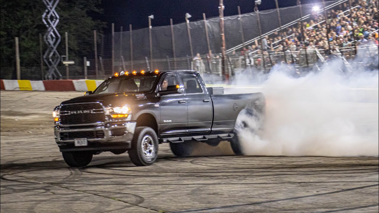 Rockford Speedway - 09/17/2022 - Burnout Contest (NEW Track Lights!)