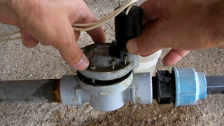 Cleaning a solenoid valve for garden irrigation 