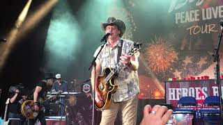 Stranglehold by Ted Nugent.  Live from the Made in America convention, Indianapolis, IN on 10/3/19.