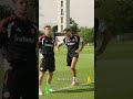 „Ich bin schon stärker als Du!“ 🏋️‍♂️ Uzun, Ebnoutalib, Amaimouni & Baum im Eintracht-Ranking! 📈