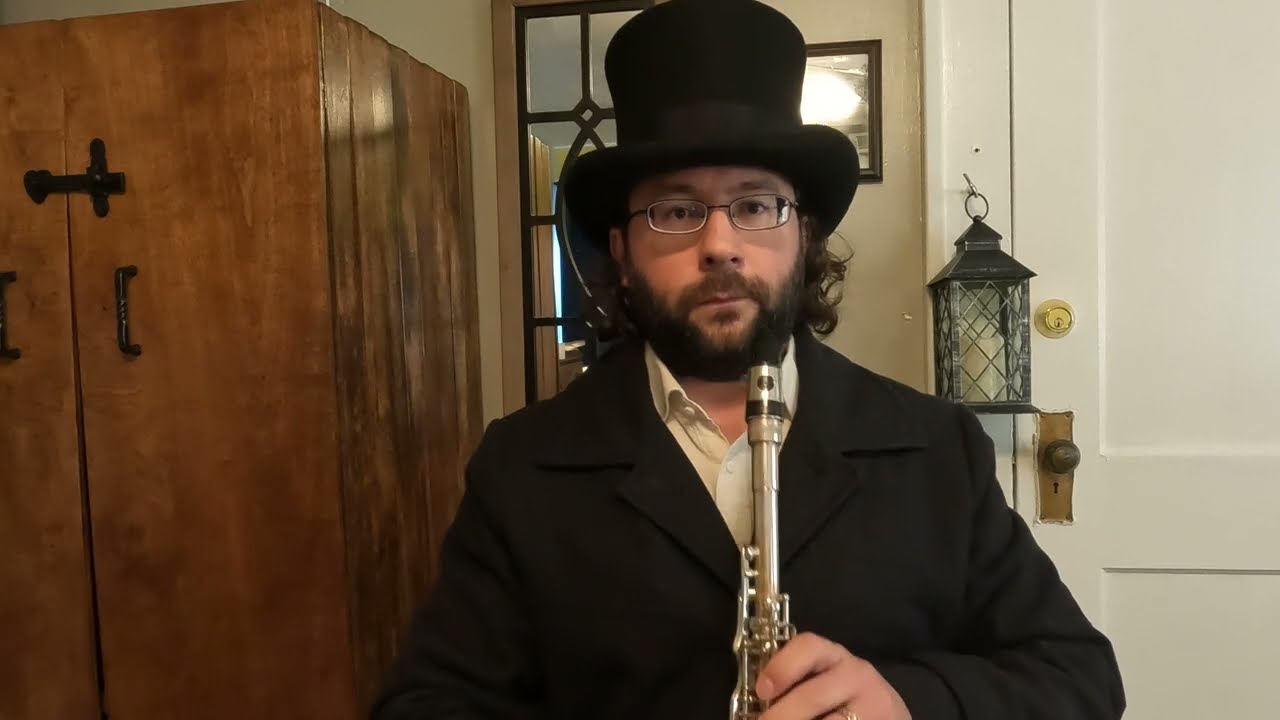 The British Grenadiers' March, played on silver YouTube