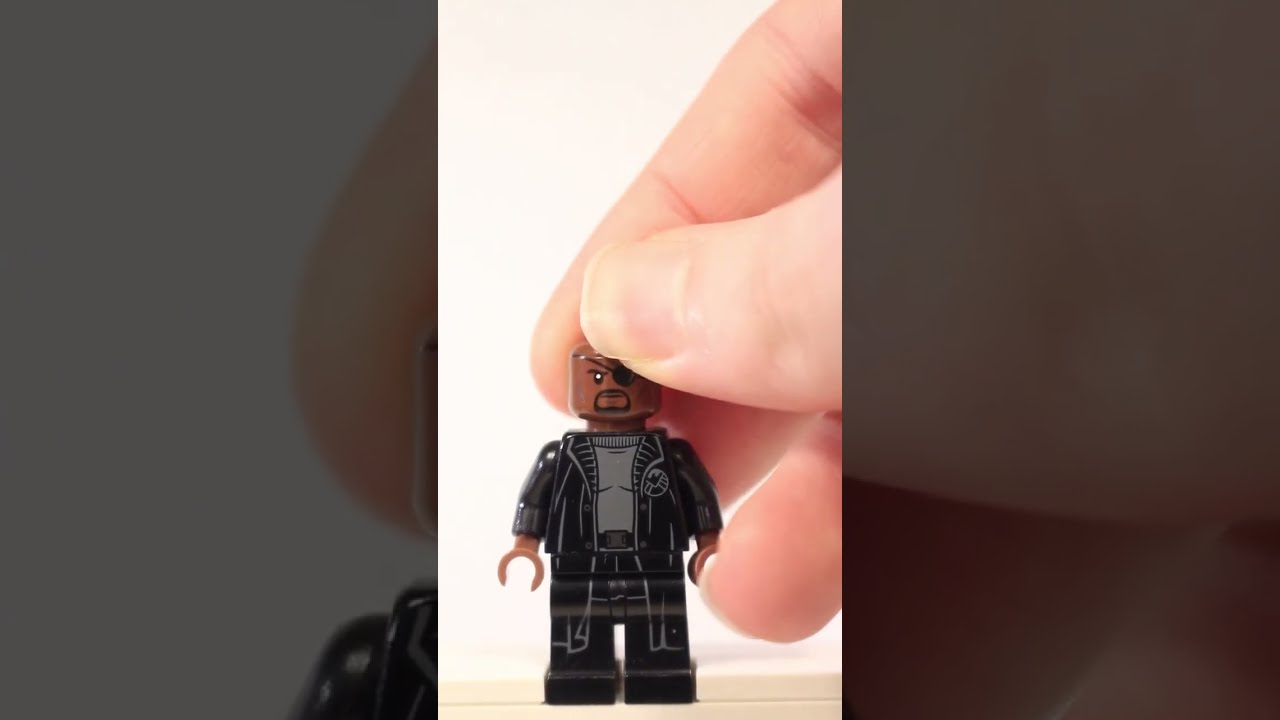 Nick Fury | LEGO Marvel Minifigure!