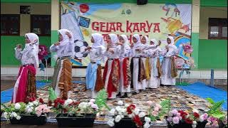 Tari permainan tradisional 'Dolanan' by kelas 5 SDI AL-ISHLAH