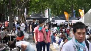 20130519けやきひろば春のビール祭りの様子