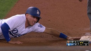 SF@LAD: Adrian plates Puig with a single to right