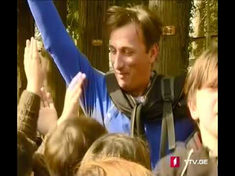 ლადო აფხაზავას მასწავლებლის მსოფლიო ჯილდოს ფინალში მოხვედრა მოსწავლეებმა მიულოცეს