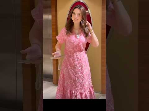 حلوة وصغيرة ومنها القمر خجلان لانا محمد لاناولين  
