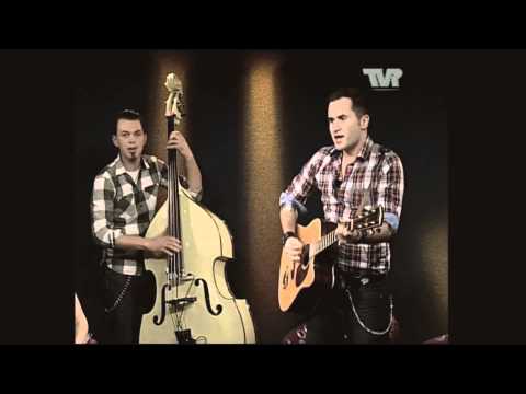 The Cellmates - The Midnight Kiss (live acoustic)