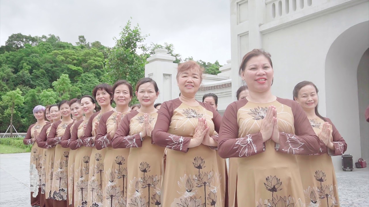 Tuổi Vàng | Hợp xướng | Em Lễ Chùa Này