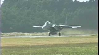 ９６年　百里基地航空祭Ｒ　Ｆ－１５機動飛行　超低空