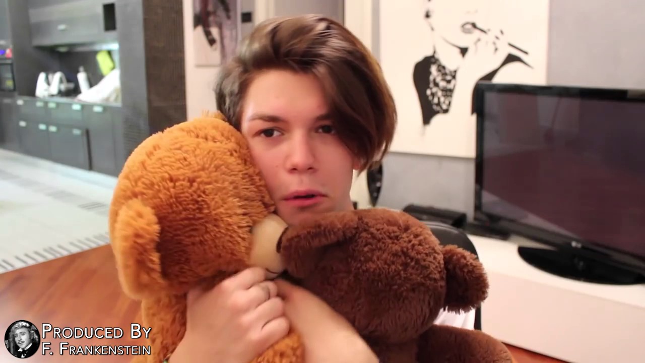 YTG - Alberico si crede Dio, ma ha mai scopato?