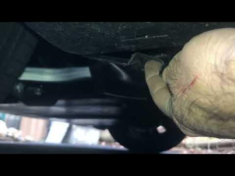 2013 Tesla Model 3 undercarriage plastic falling off with only 250
