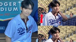 Download Lagu America is in hysterics! All the BTS moms are praising Taehyung's ball throw to the media! MP3 Download Lagu America is in hysterics! All the BTS moms are praising Taehyung's ball throw to the media! MP3