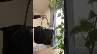 What’s in my bag as a first year law student | uni student | what’s in my bag aesthetic