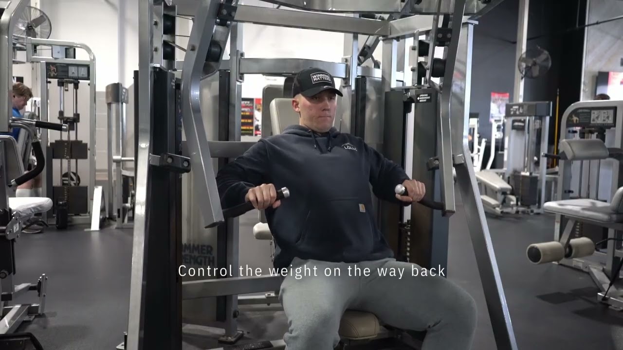 Decline Chest Press Machine