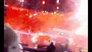 Muse - Hysteria (live at Wembley Stadium)